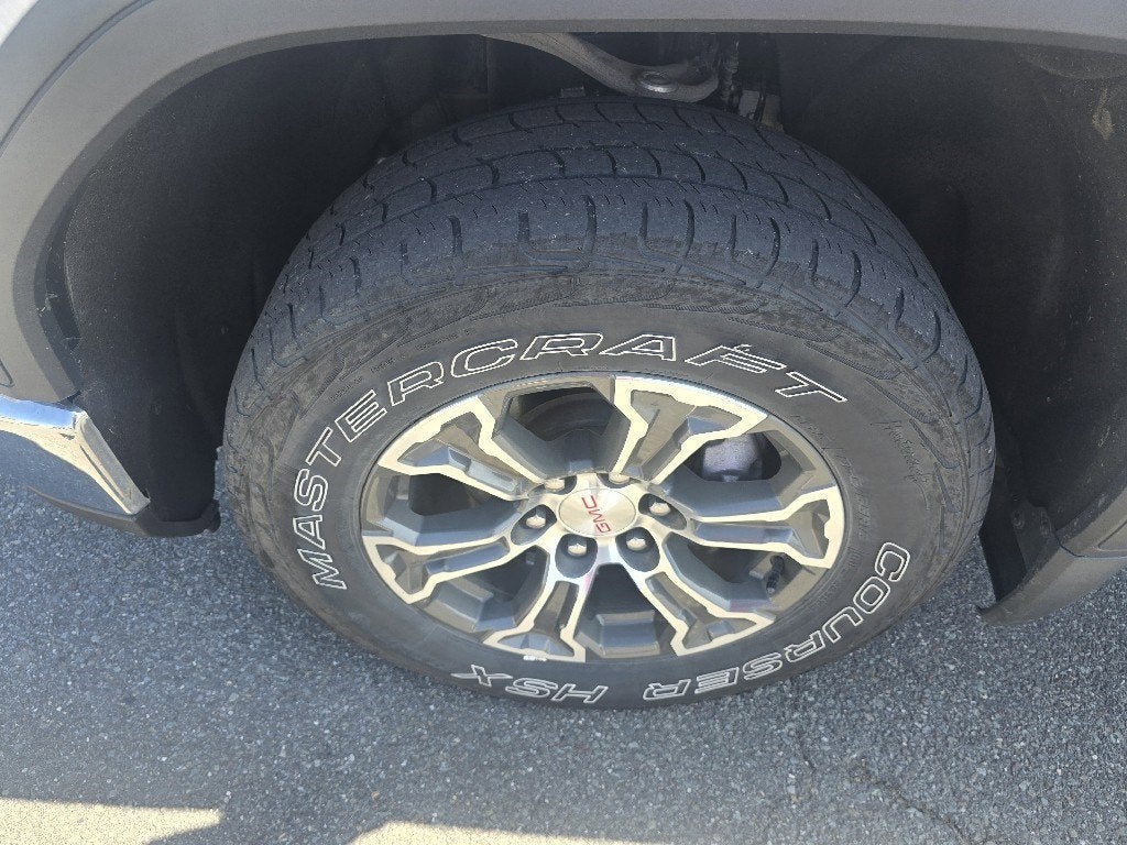 2023 GMC Sierra 1500 SLE