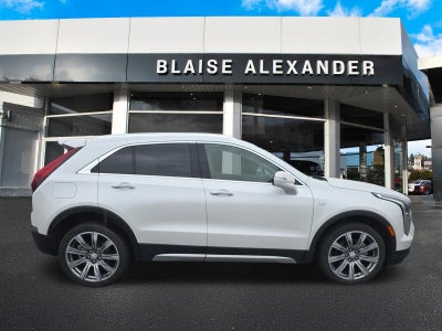 2023 Cadillac XT4 Premium Luxury