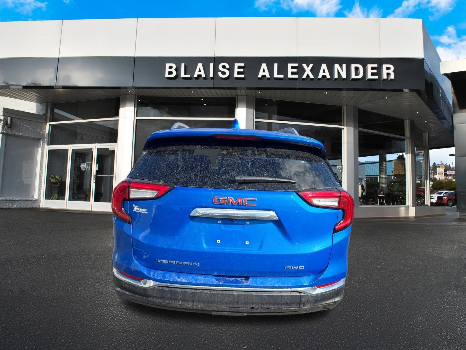 2024 GMC Terrain SLT