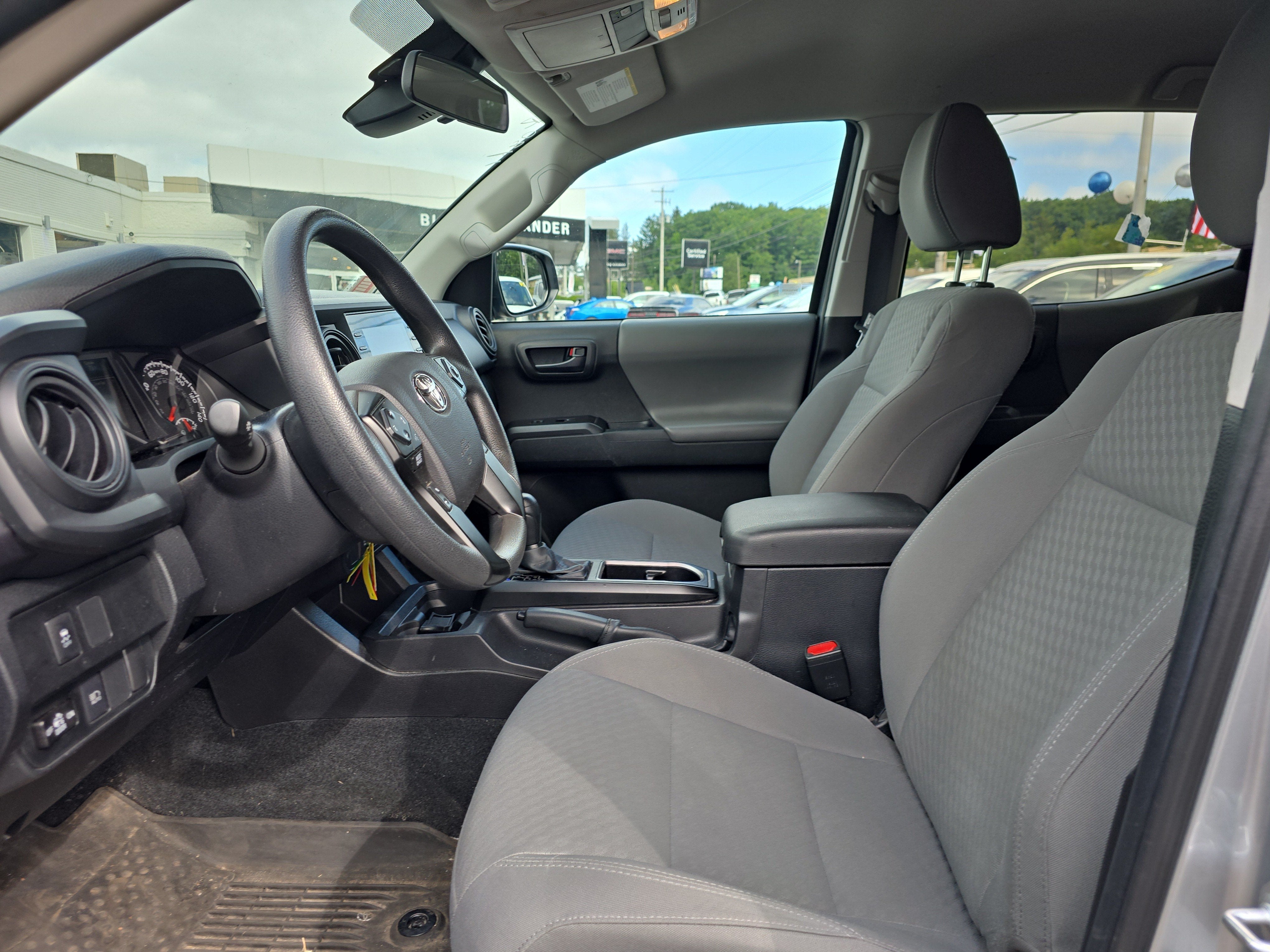 2022 Toyota Tacoma 4WD SR