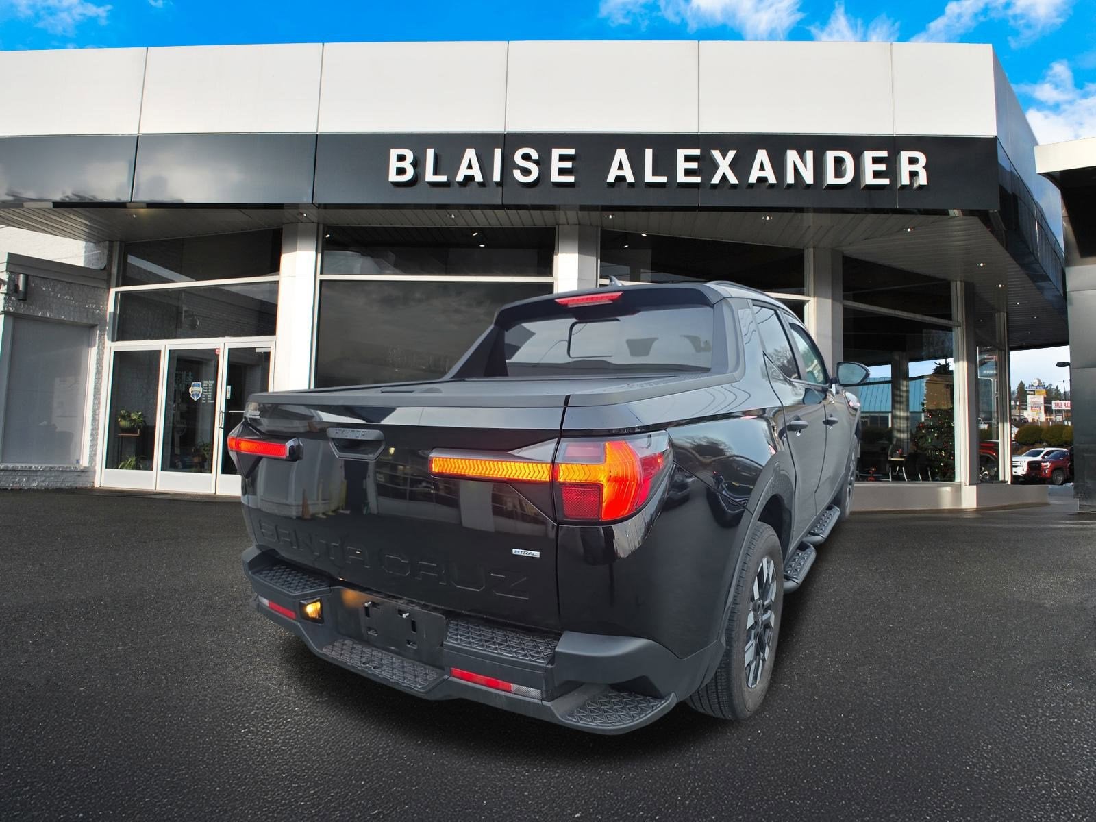 2025 Hyundai Santa Cruz SEL Activity