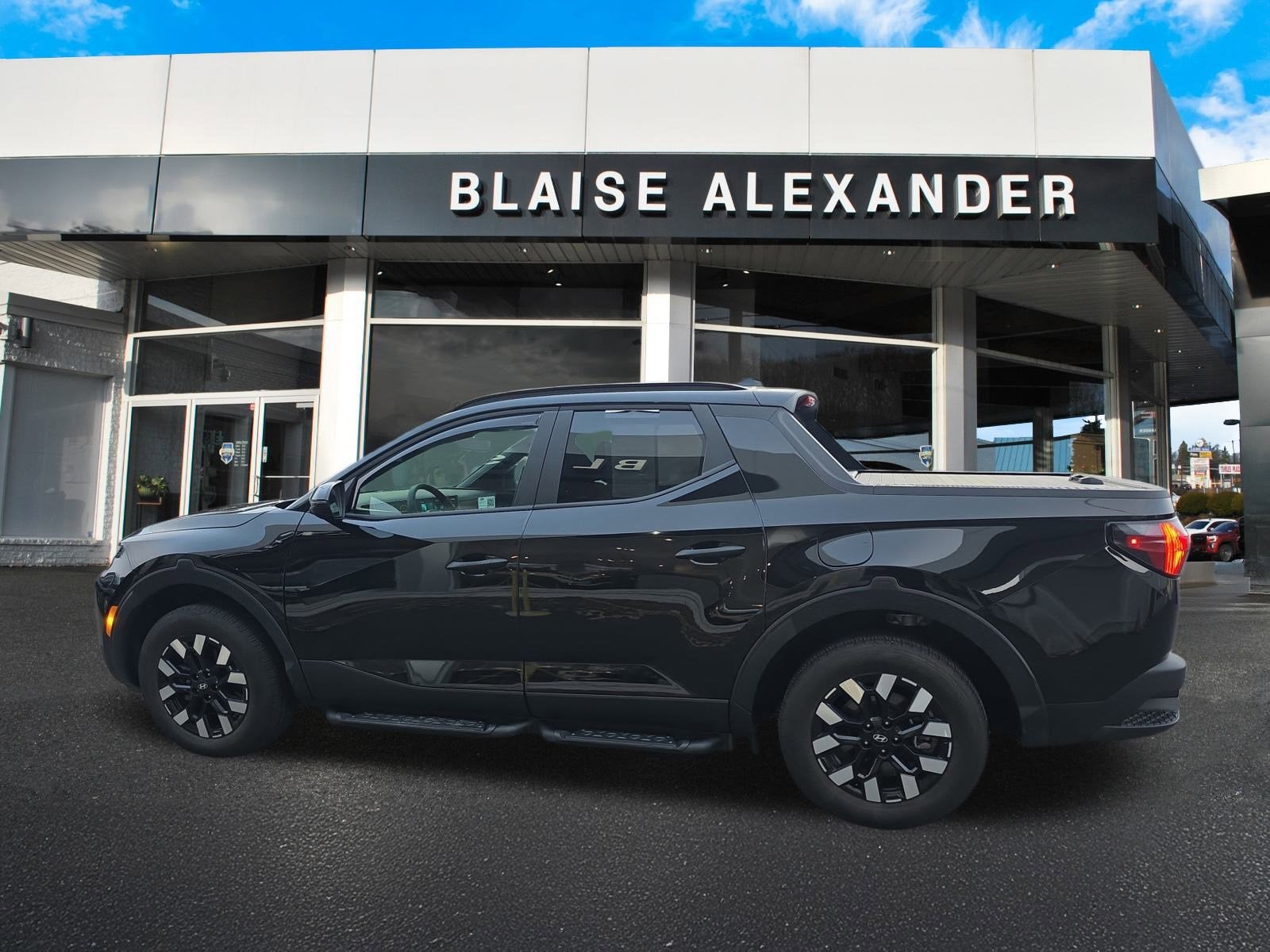 2025 Hyundai Santa Cruz SEL Activity