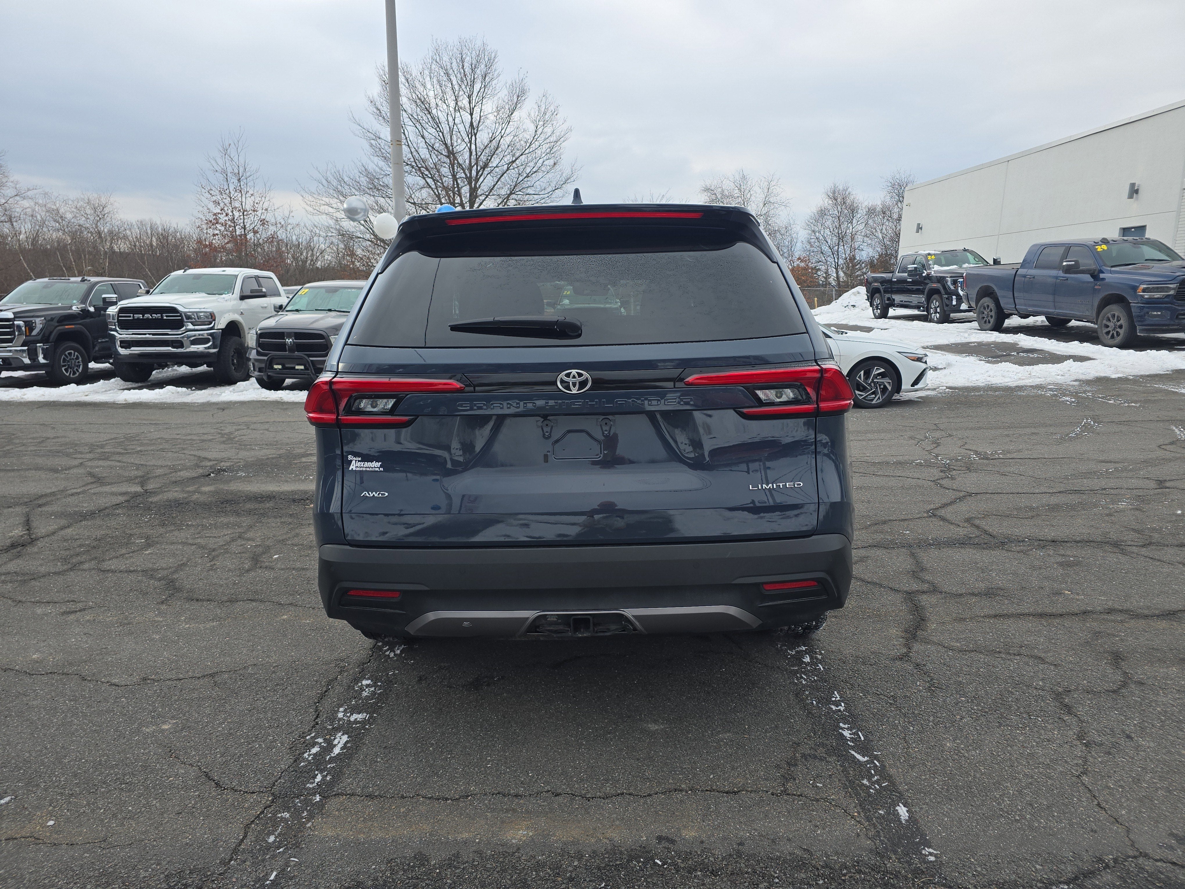 2024 Toyota Grand Highlander XLE