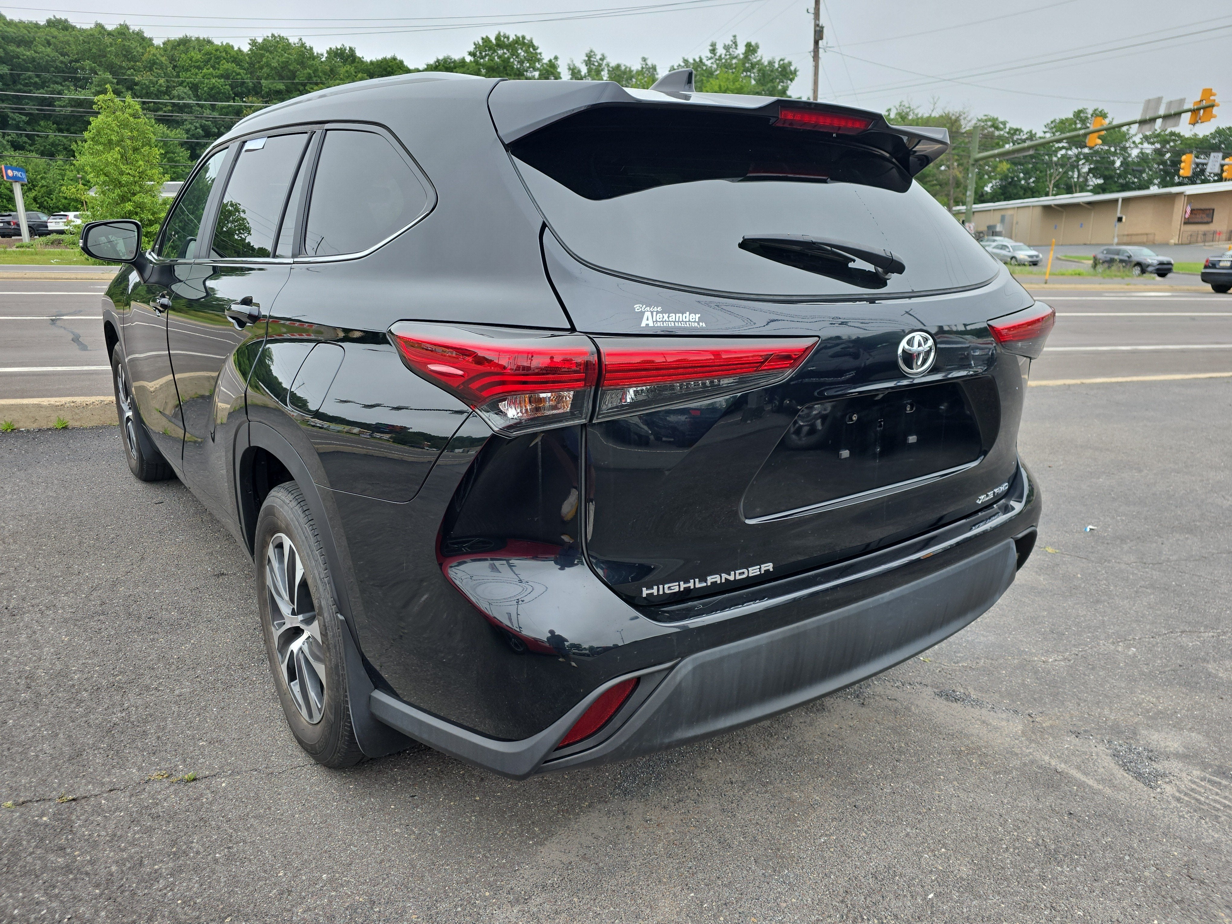 2023 Toyota Highlander L