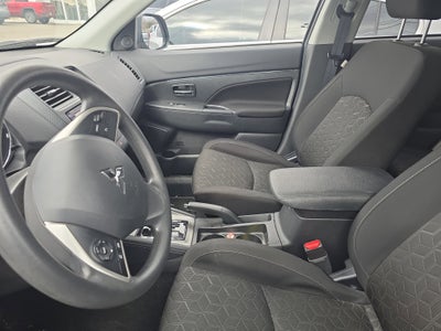 2025 Mitsubishi Outlander Sport S