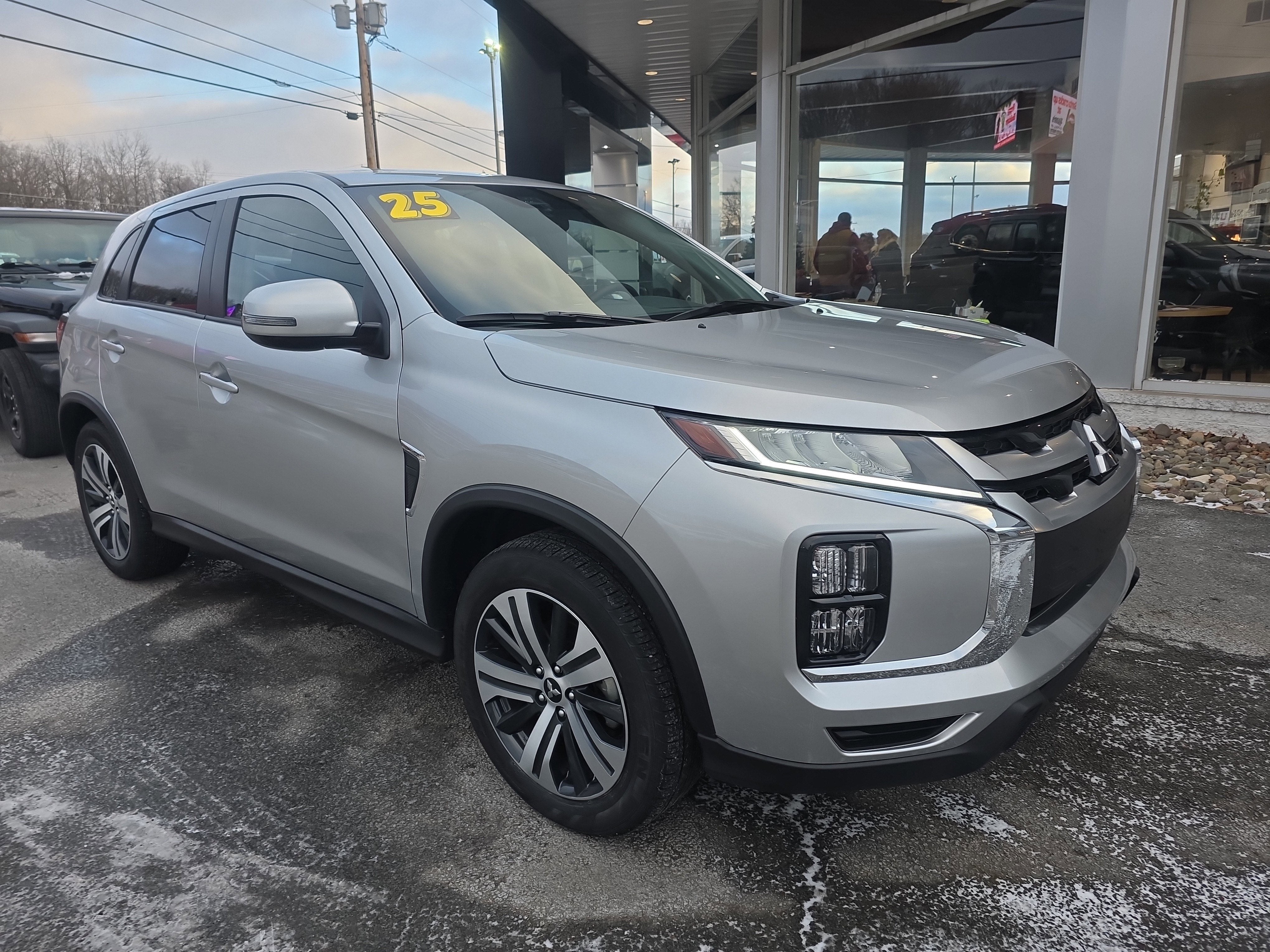 2025 Mitsubishi Outlander Sport S