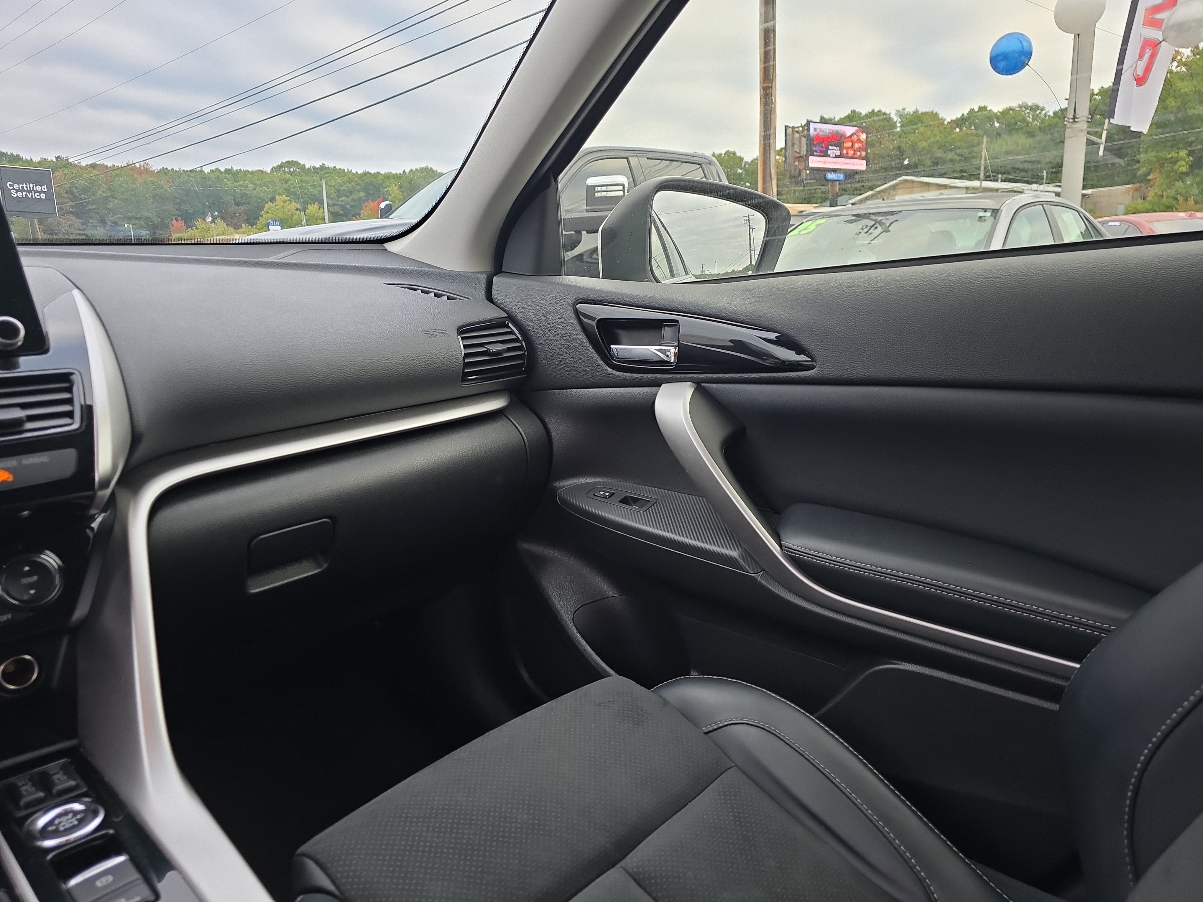 2025 Mitsubishi Eclipse Cross SE