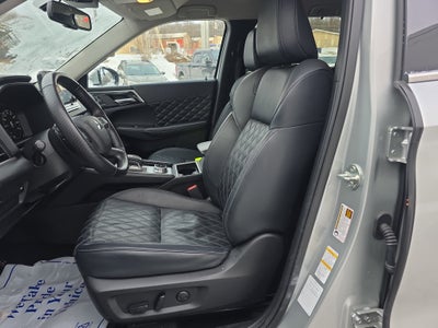 2024 Mitsubishi Outlander SEL