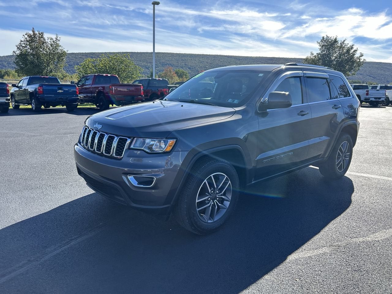 2020 Jeep Grand Cherokee Laredo E