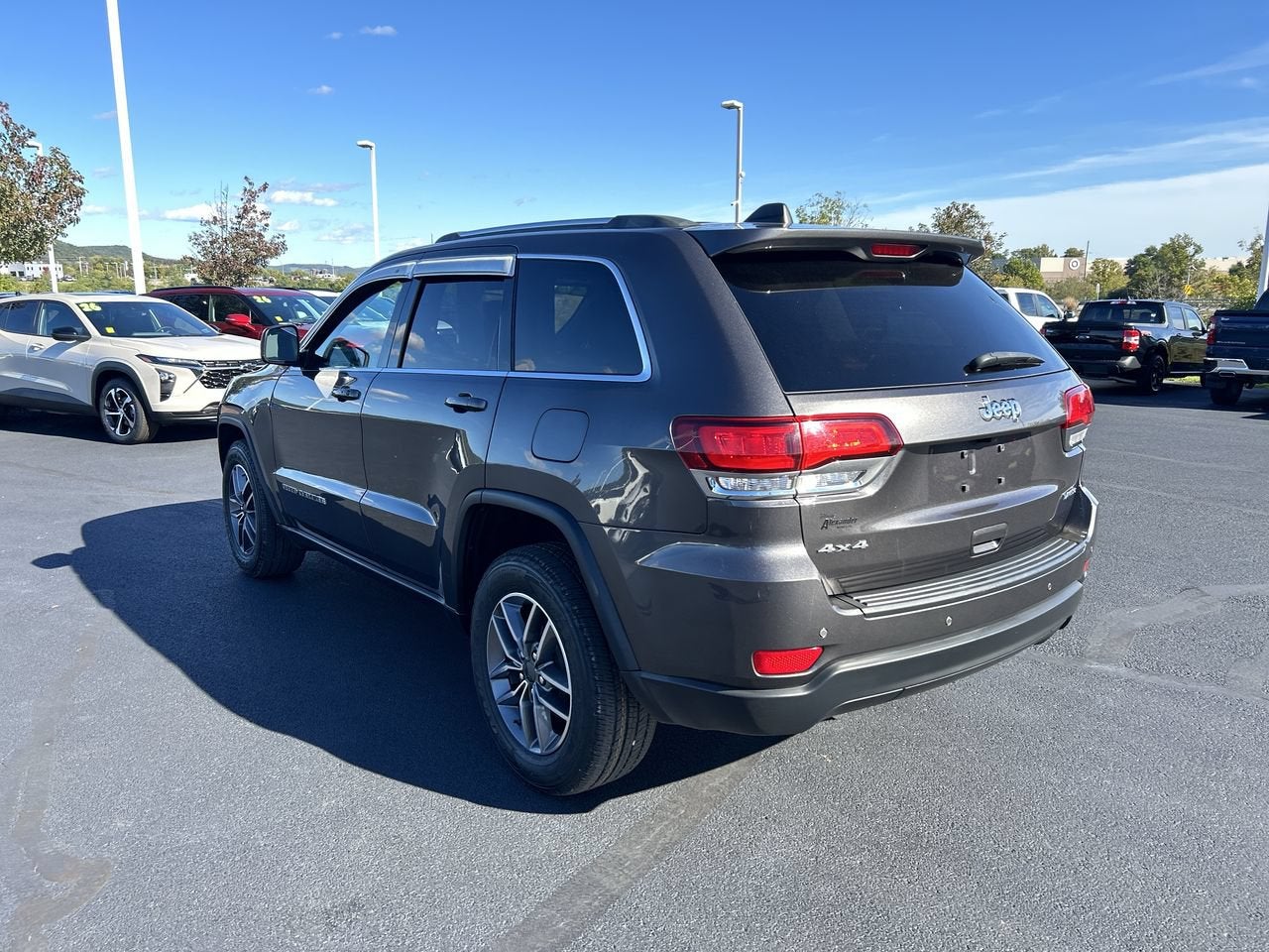 2020 Jeep Grand Cherokee Laredo E