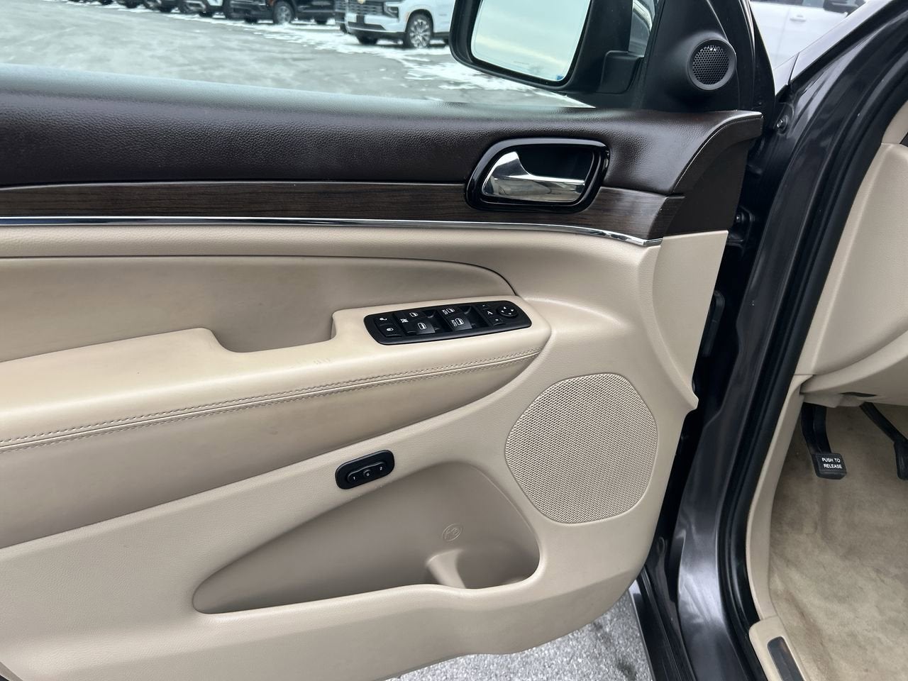 2020 Jeep Grand Cherokee Overland