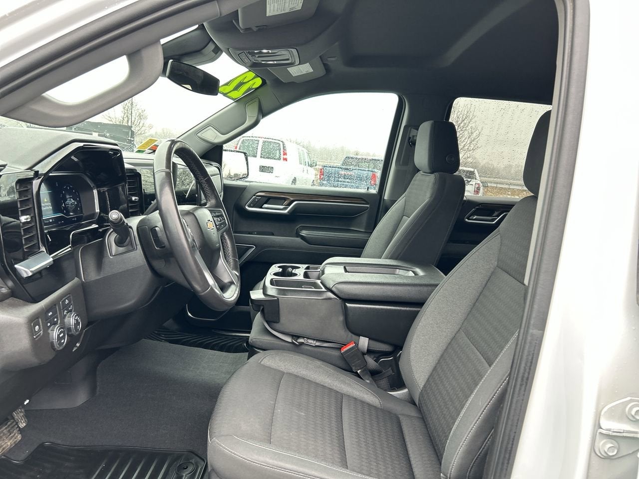 2022 Chevrolet Silverado 1500 LT (2FL)