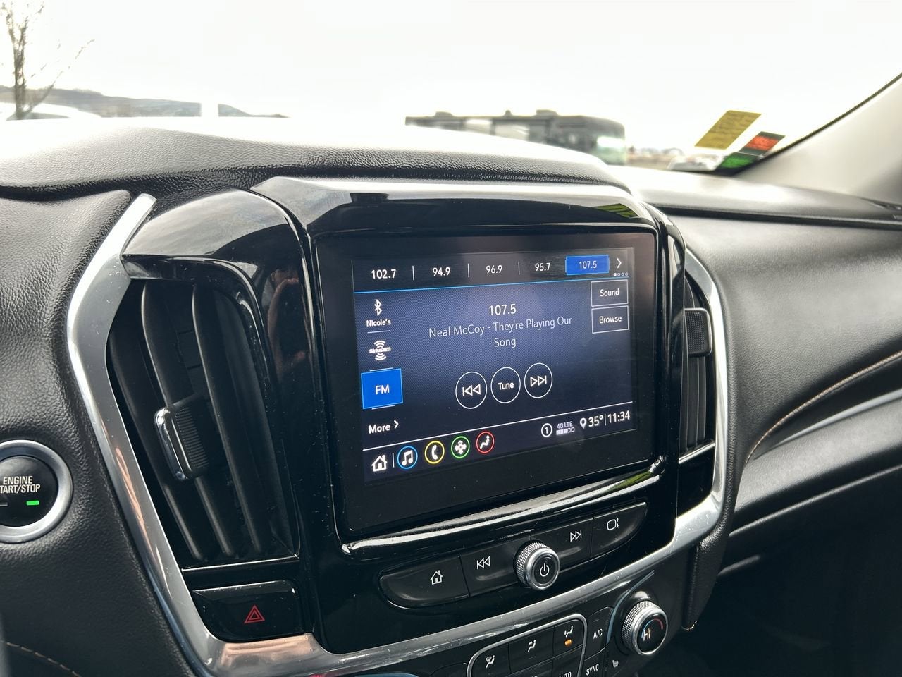 2020 Chevrolet Traverse LT Cloth