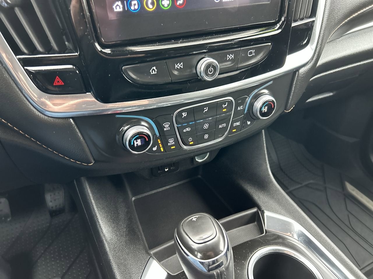 2020 Chevrolet Traverse LT Cloth