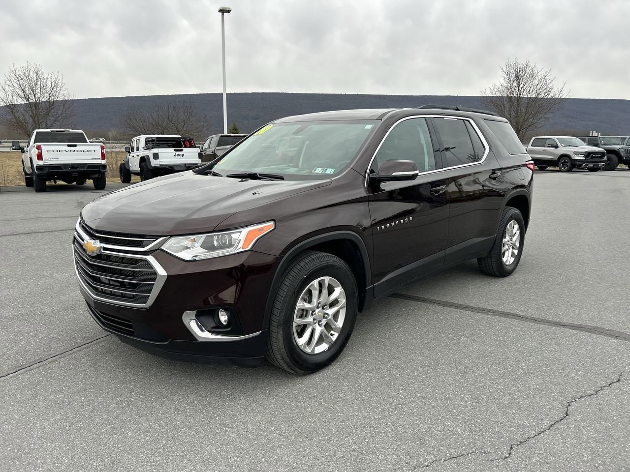 2020 Chevrolet Traverse LT Cloth