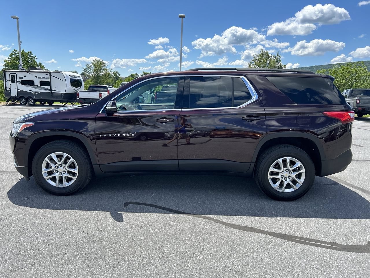 2020 Chevrolet Traverse LT Cloth
