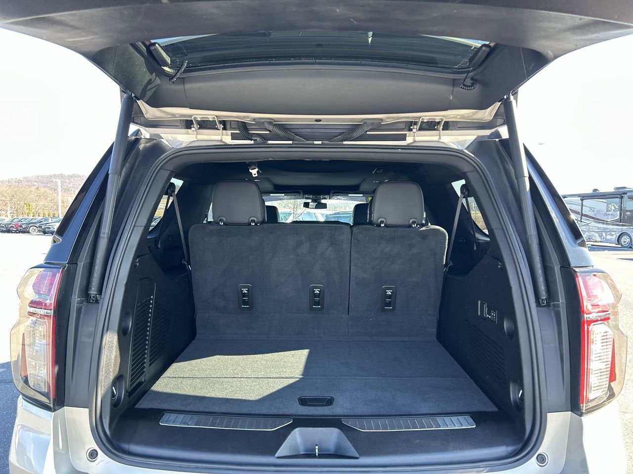 2021 Chevrolet Suburban RST