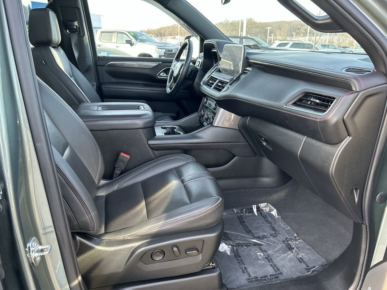 2023 Chevrolet Suburban RST