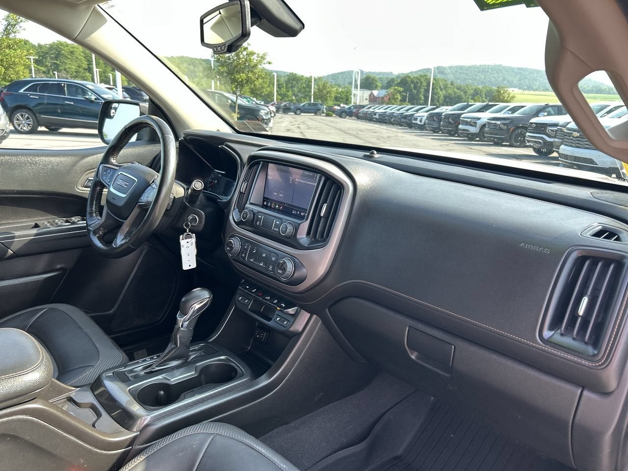 2022 GMC Canyon AT4 - Leather