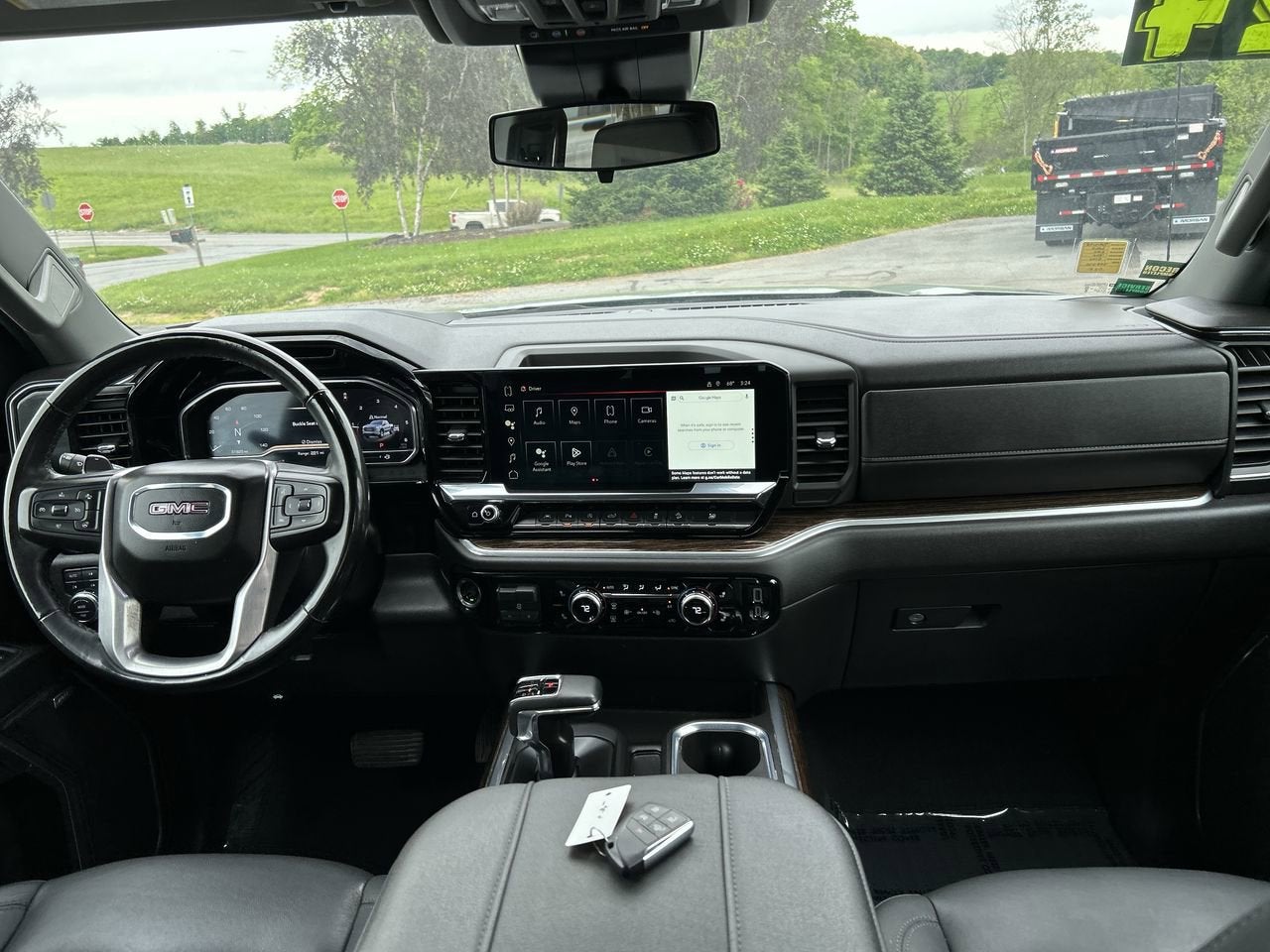 2024 GMC Sierra 1500 Elevation