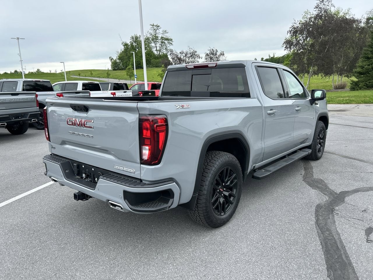 2024 GMC Sierra 1500 Elevation