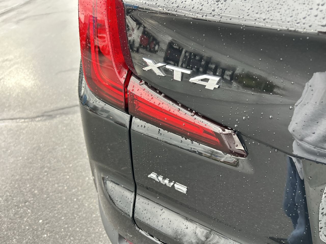 2022 Cadillac XT4 Luxury