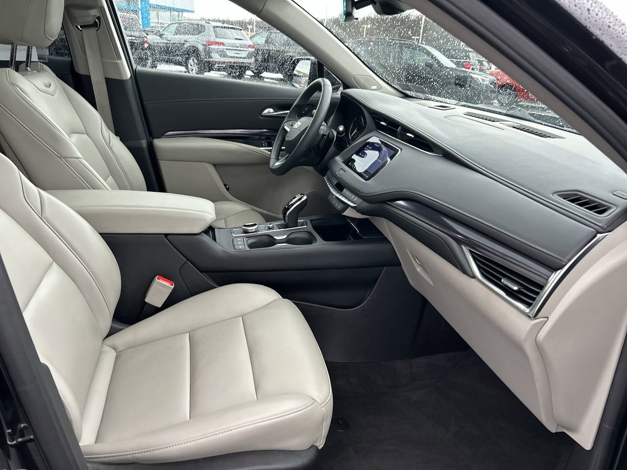 2022 Cadillac XT4 Luxury