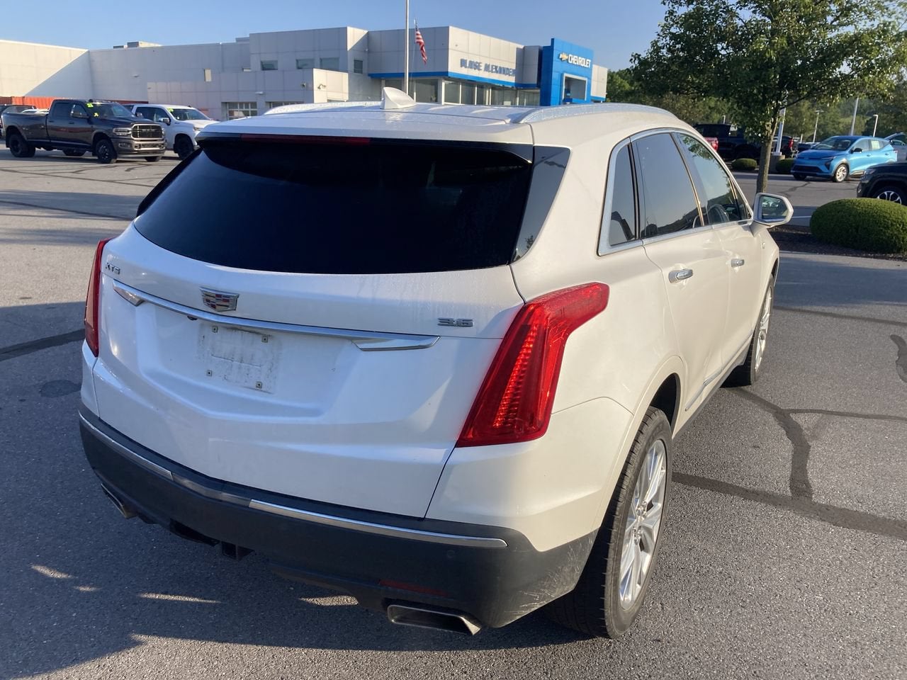 2017 Cadillac XT5 Luxury FWD