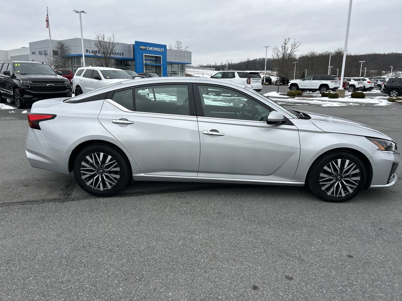 2023 Nissan Altima 2.5 SV