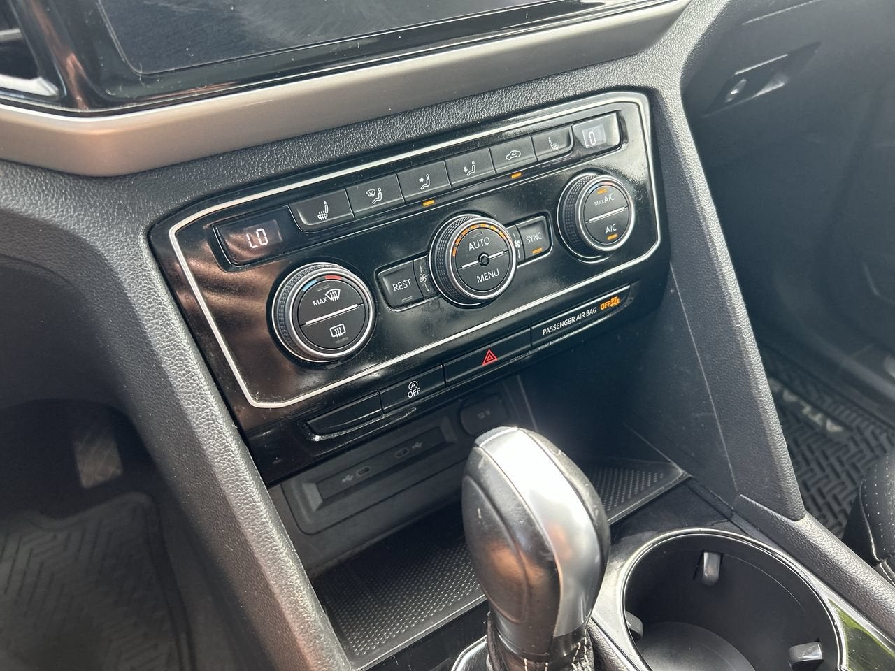 2022 Volkswagen Atlas 2.0T SEL