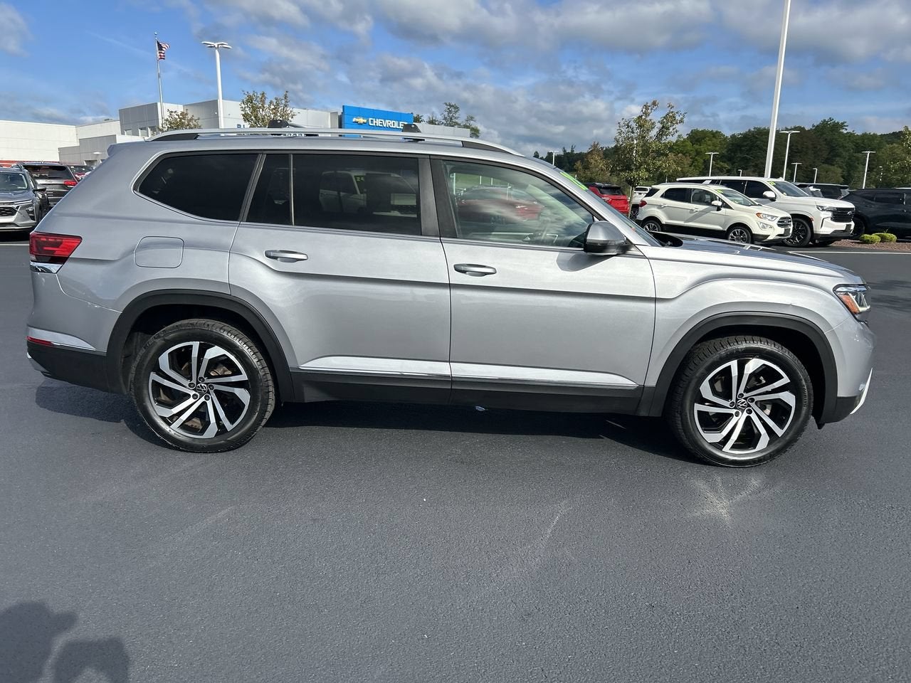 2022 Volkswagen Atlas 2.0T SEL