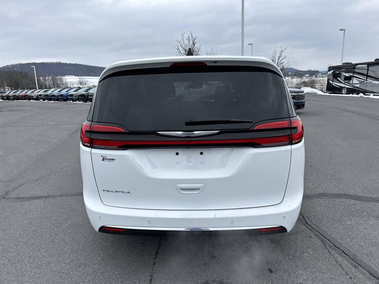 2024 Chrysler Pacifica Touring L