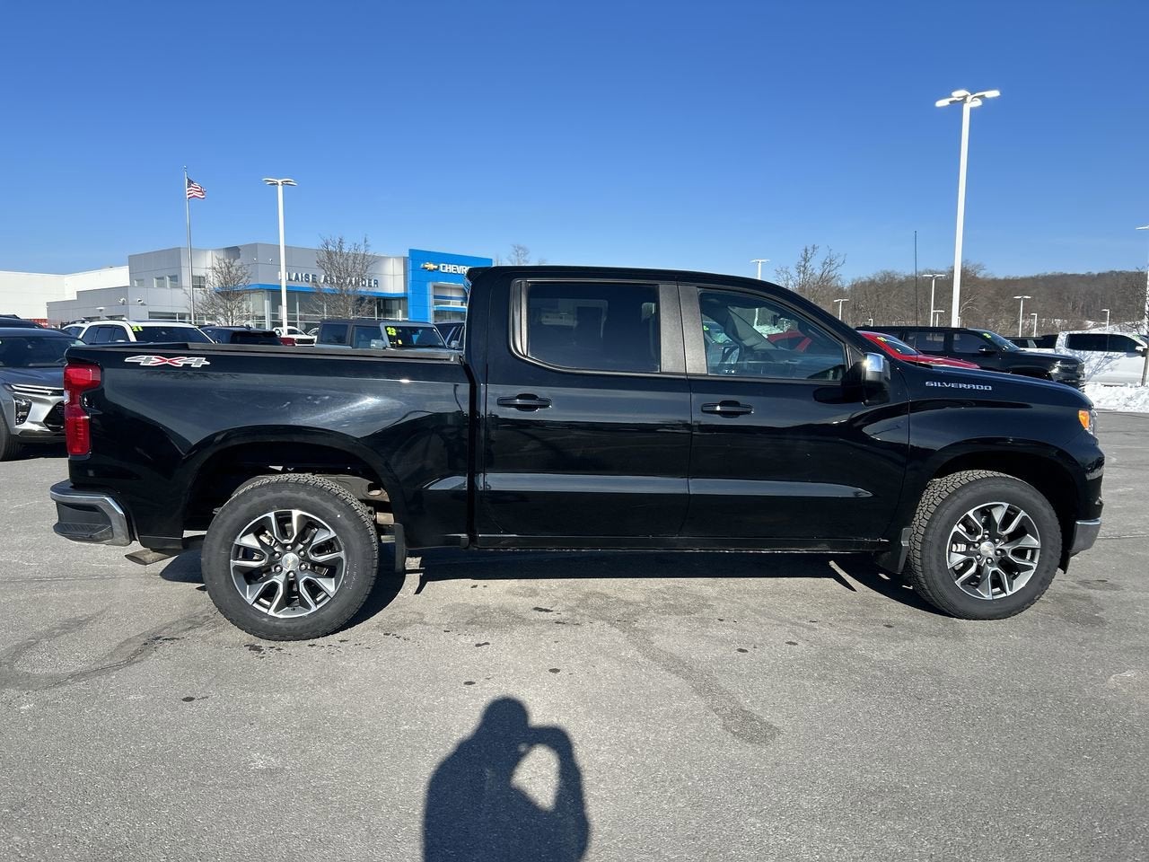 2023 Chevrolet Silverado 1500 LT (2FL)