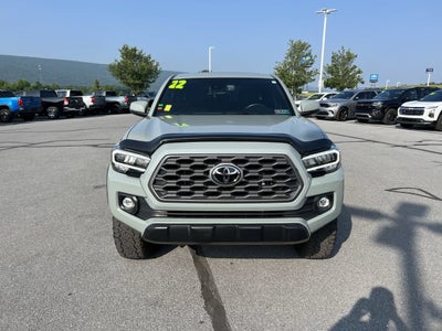 2022 Toyota Tacoma 4WD SR