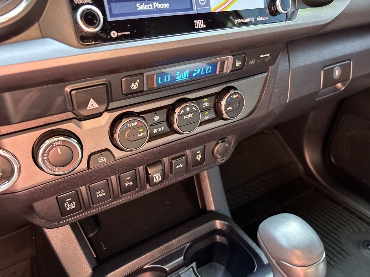 2022 Toyota Tacoma 4WD SR
