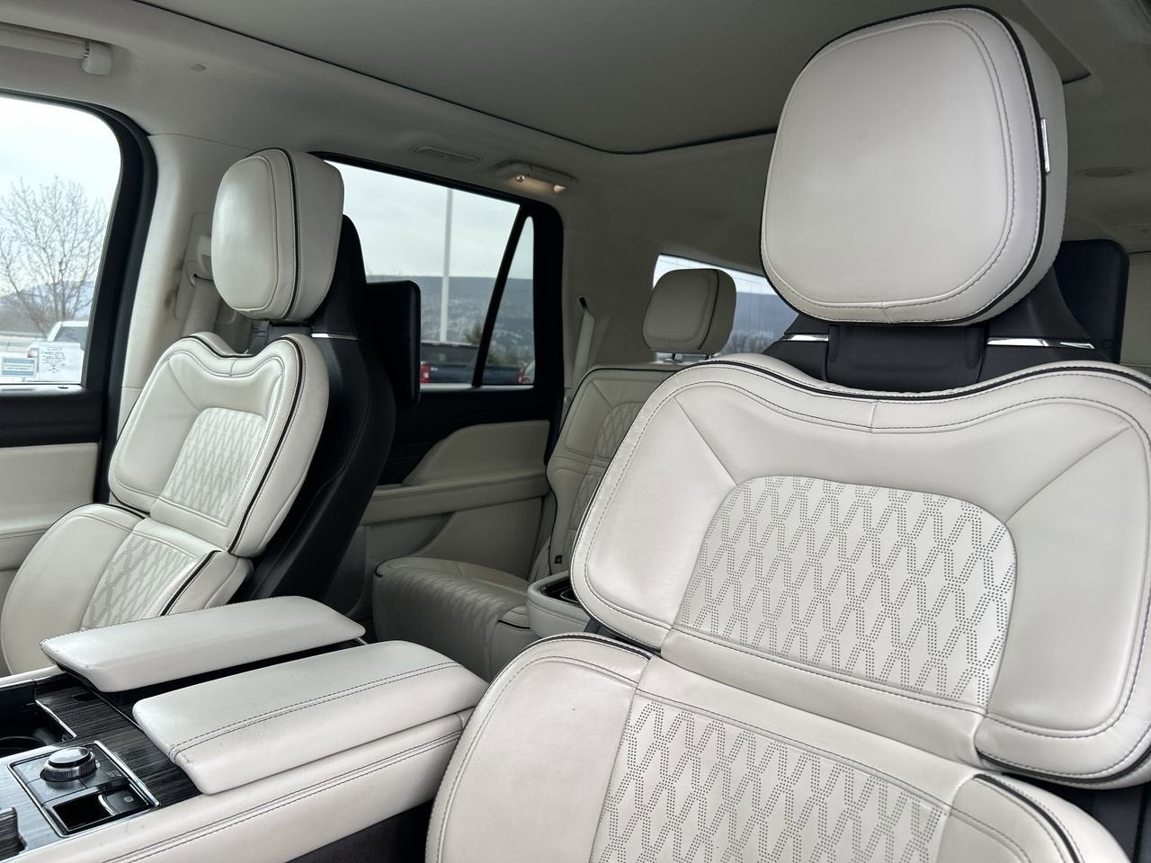 2018 Lincoln Navigator L Black Label