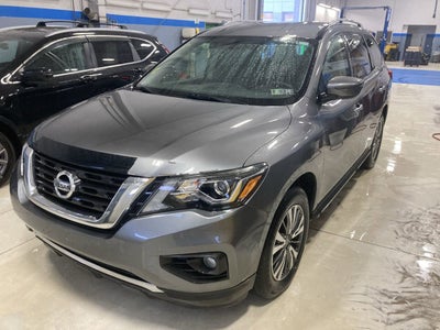 2020 Nissan Pathfinder SV