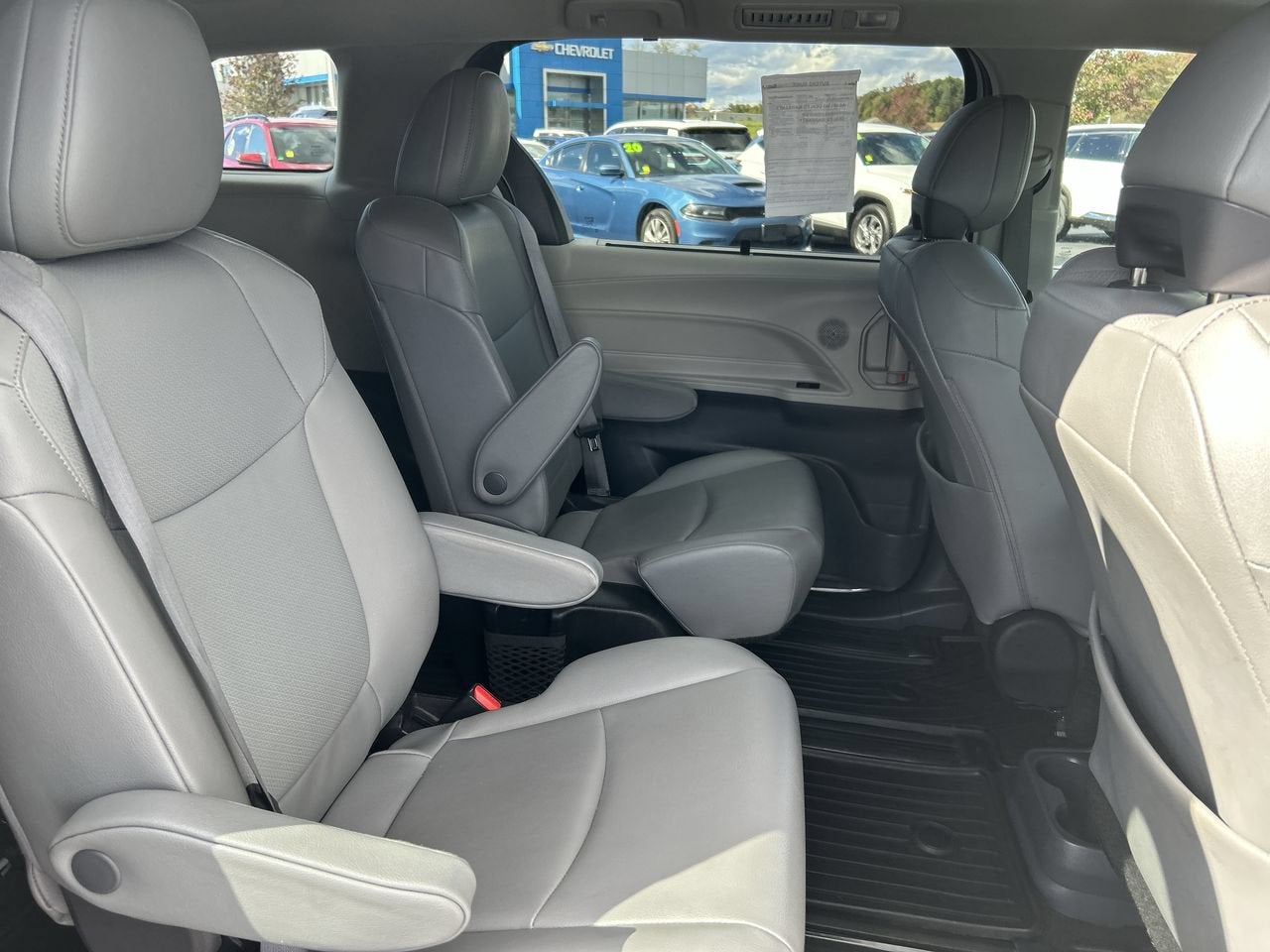 2022 Toyota Sienna XLE