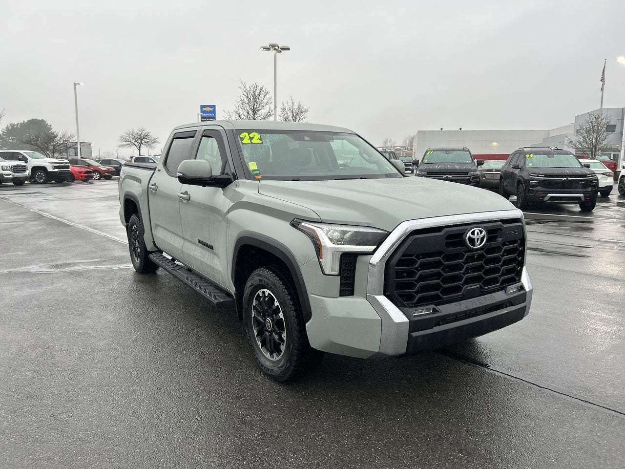 2022 Toyota Tundra 4WD SR5