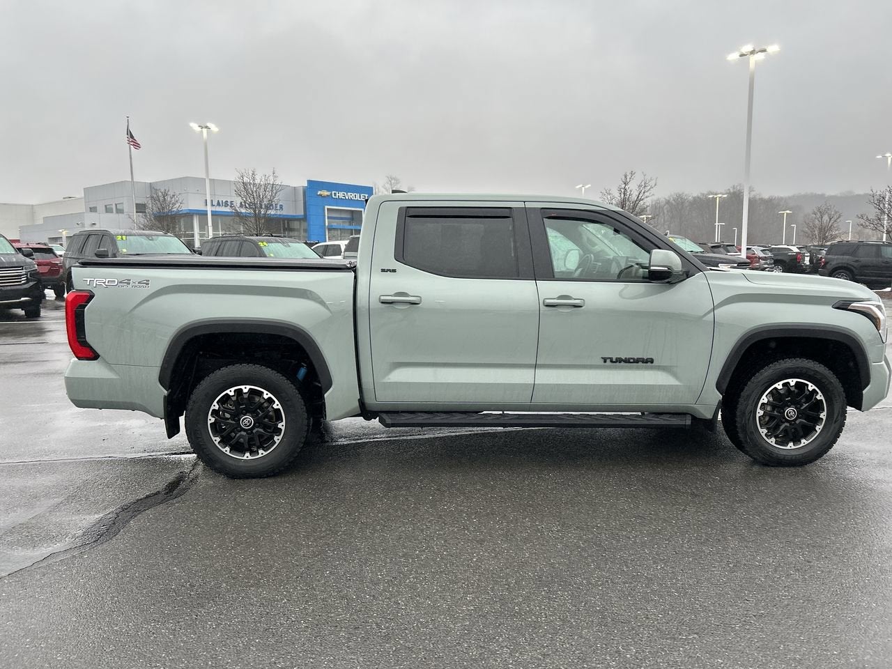 2022 Toyota Tundra 4WD SR5