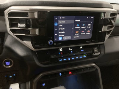 2023 Toyota Tundra 4WD SR5