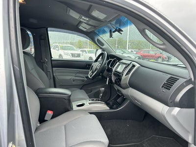 2015 Toyota Tacoma ACC CAB 4WD V6 AT