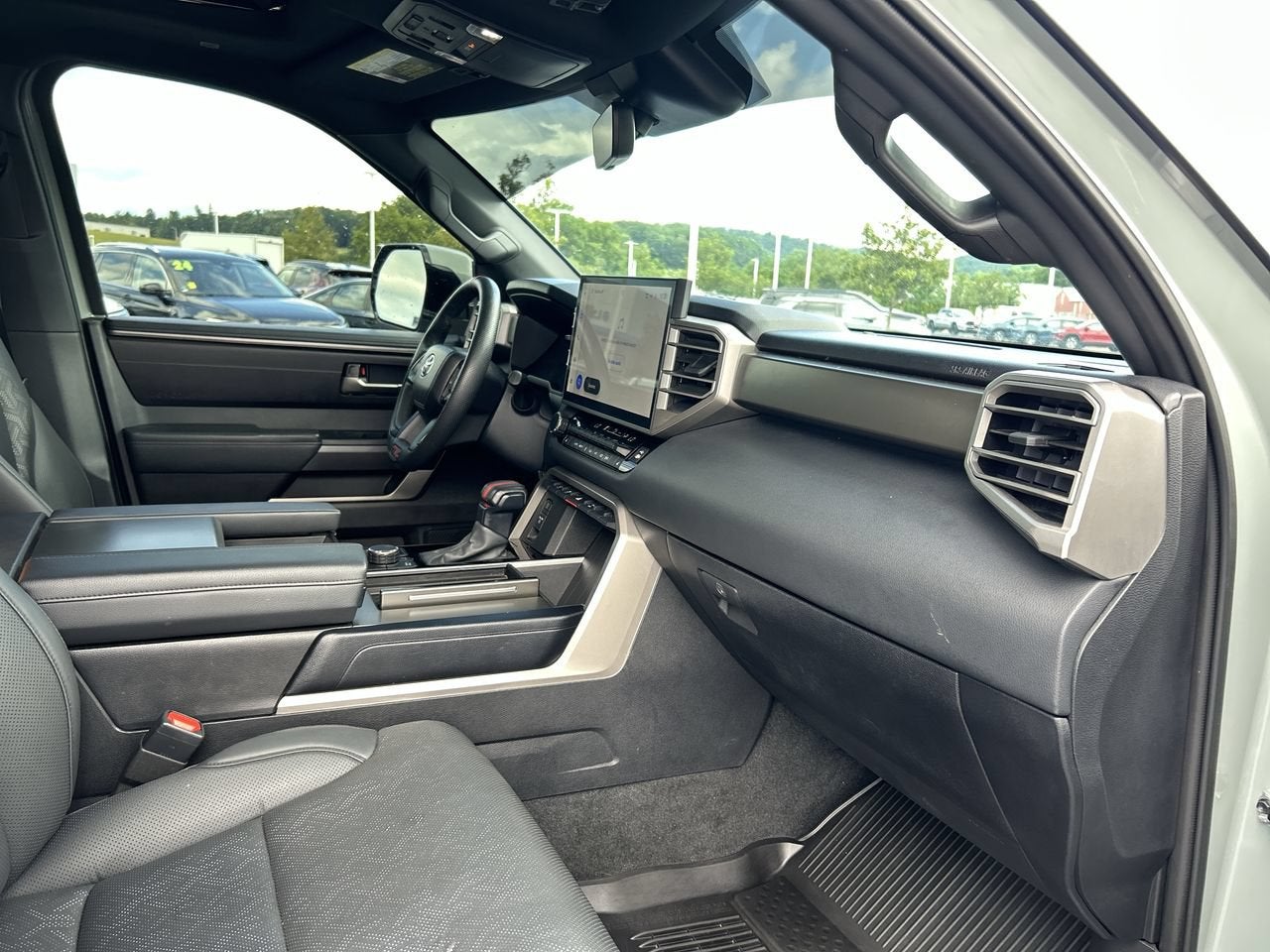 2025 Toyota Sequoia SR5