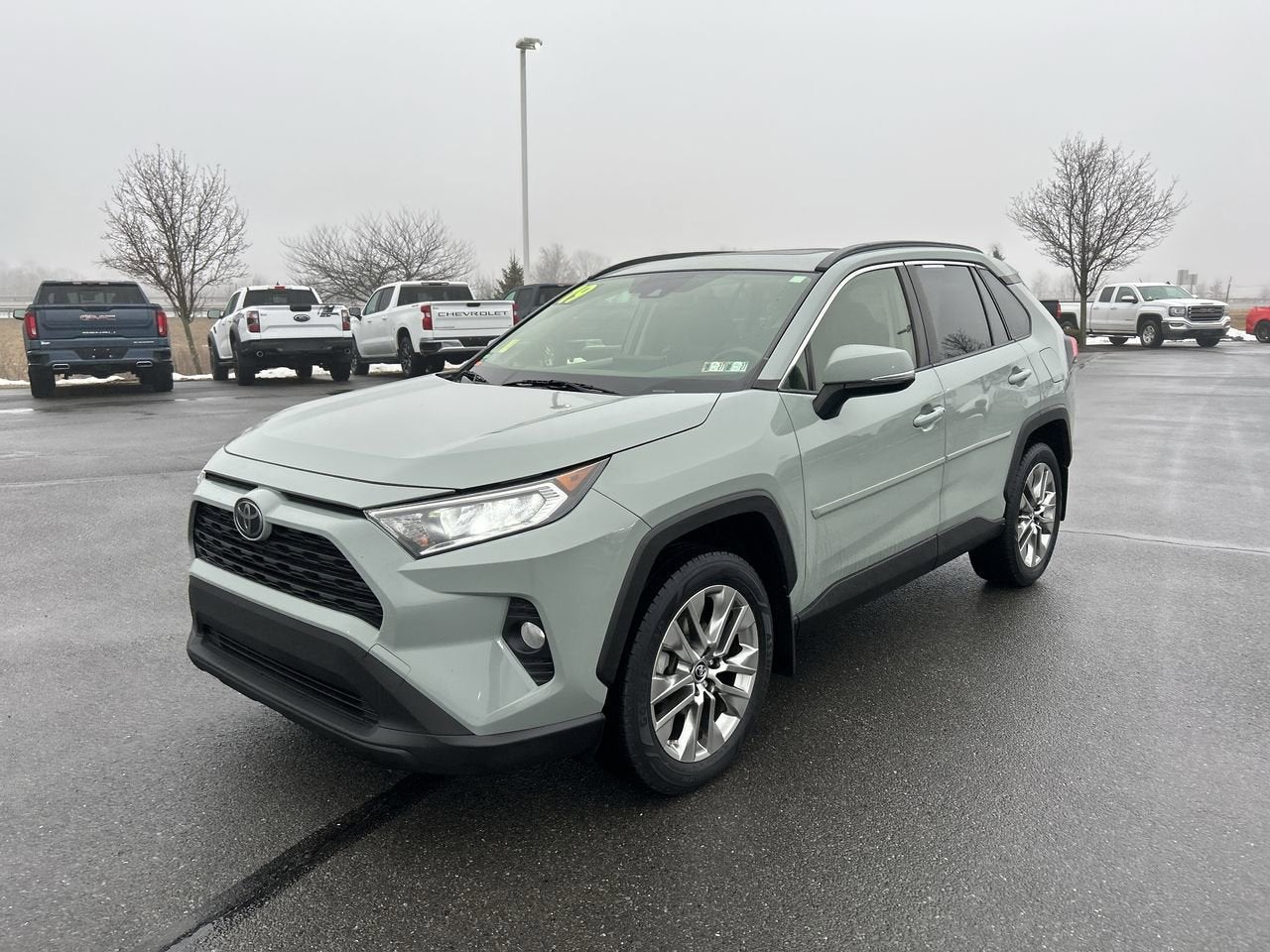 2019 Toyota RAV4 XLE Premium