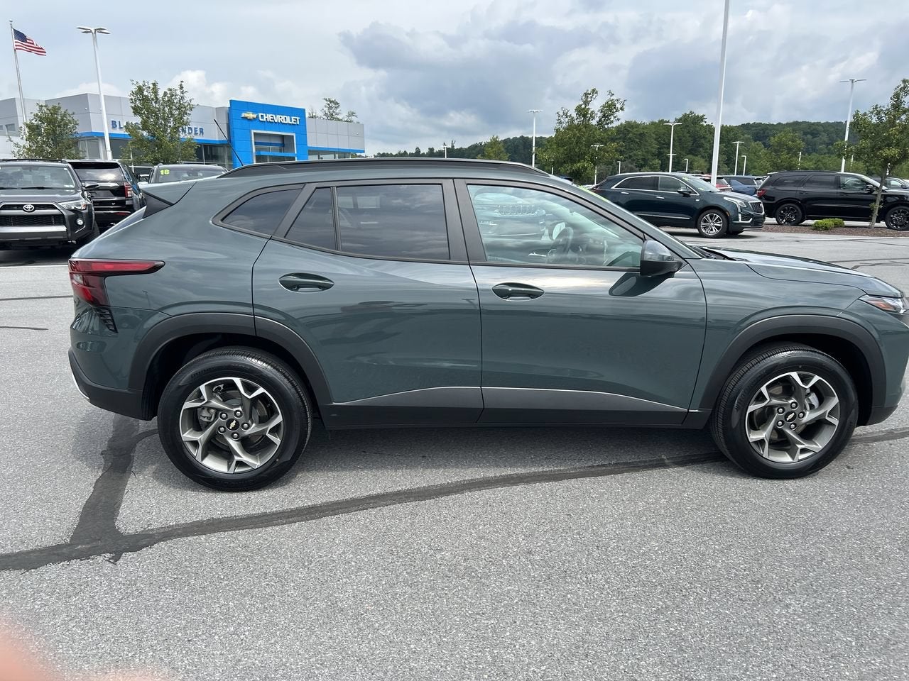 2025 Chevrolet Trax LT