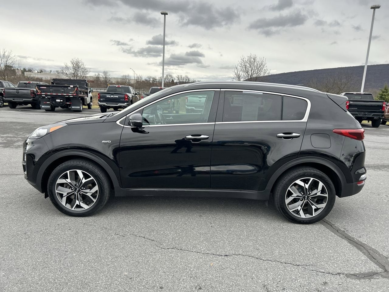 2020 Kia Sportage EX