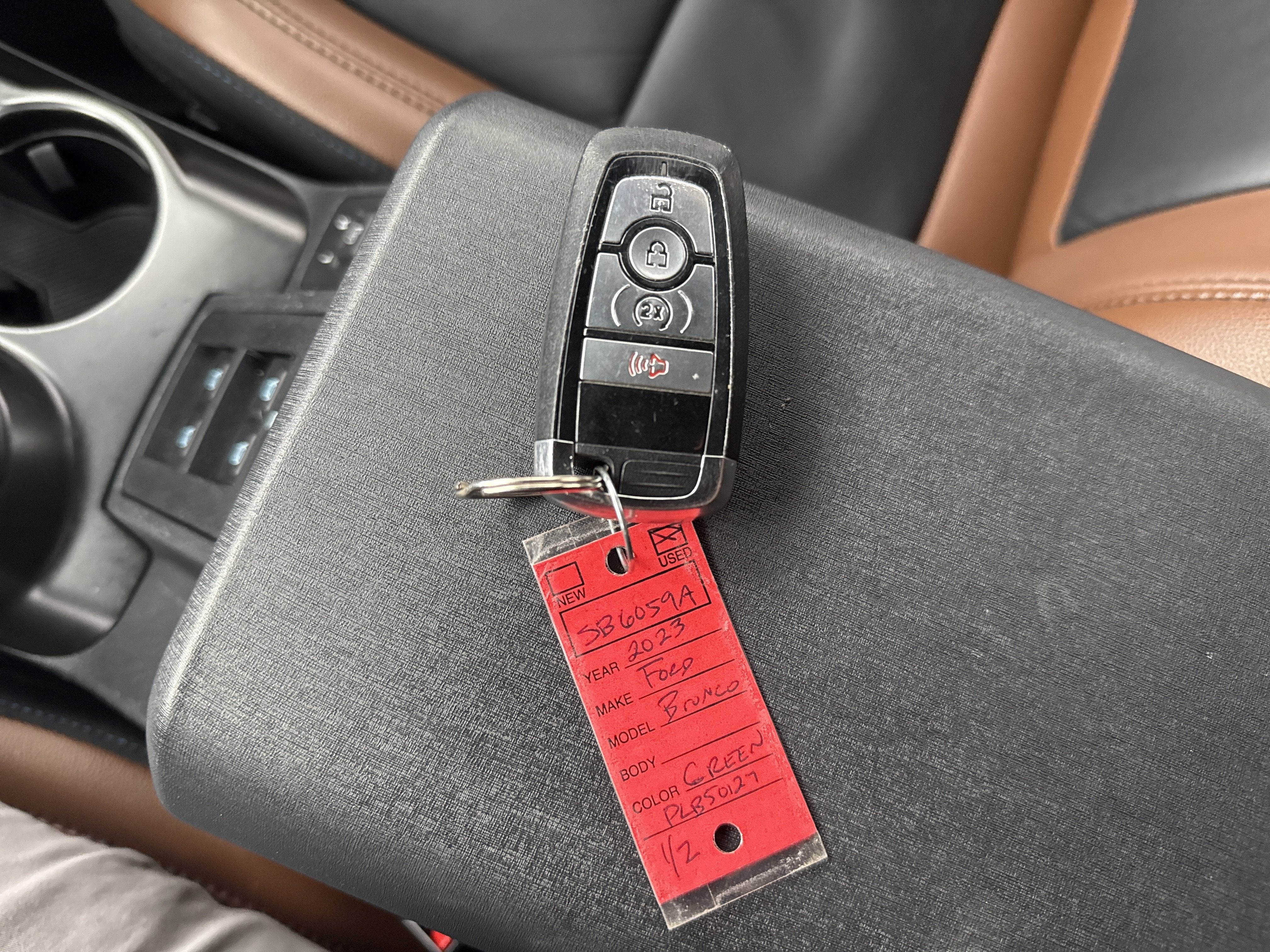 2023 Ford Bronco Base