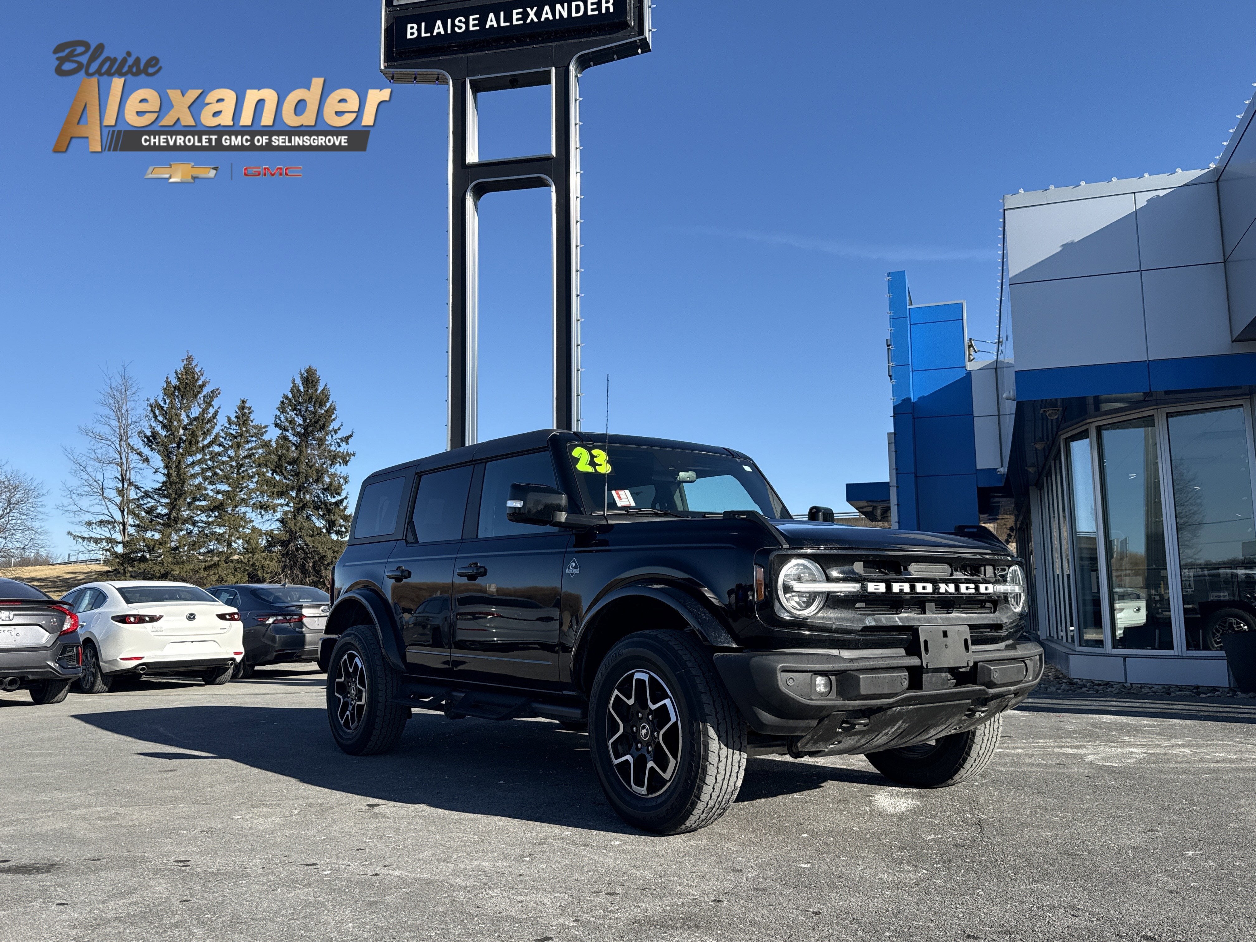 2023 Ford Bronco Base