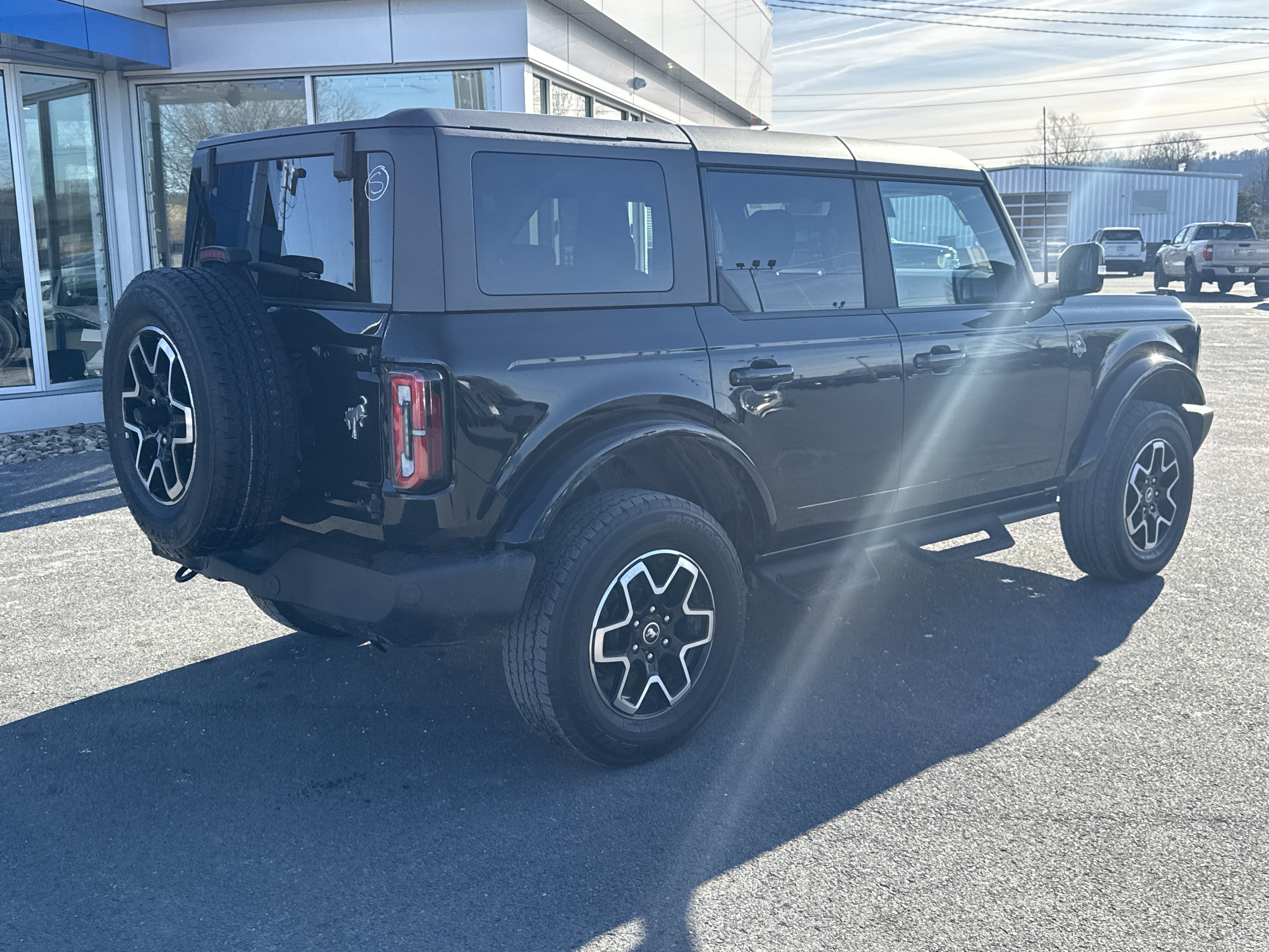 2023 Ford Bronco Base