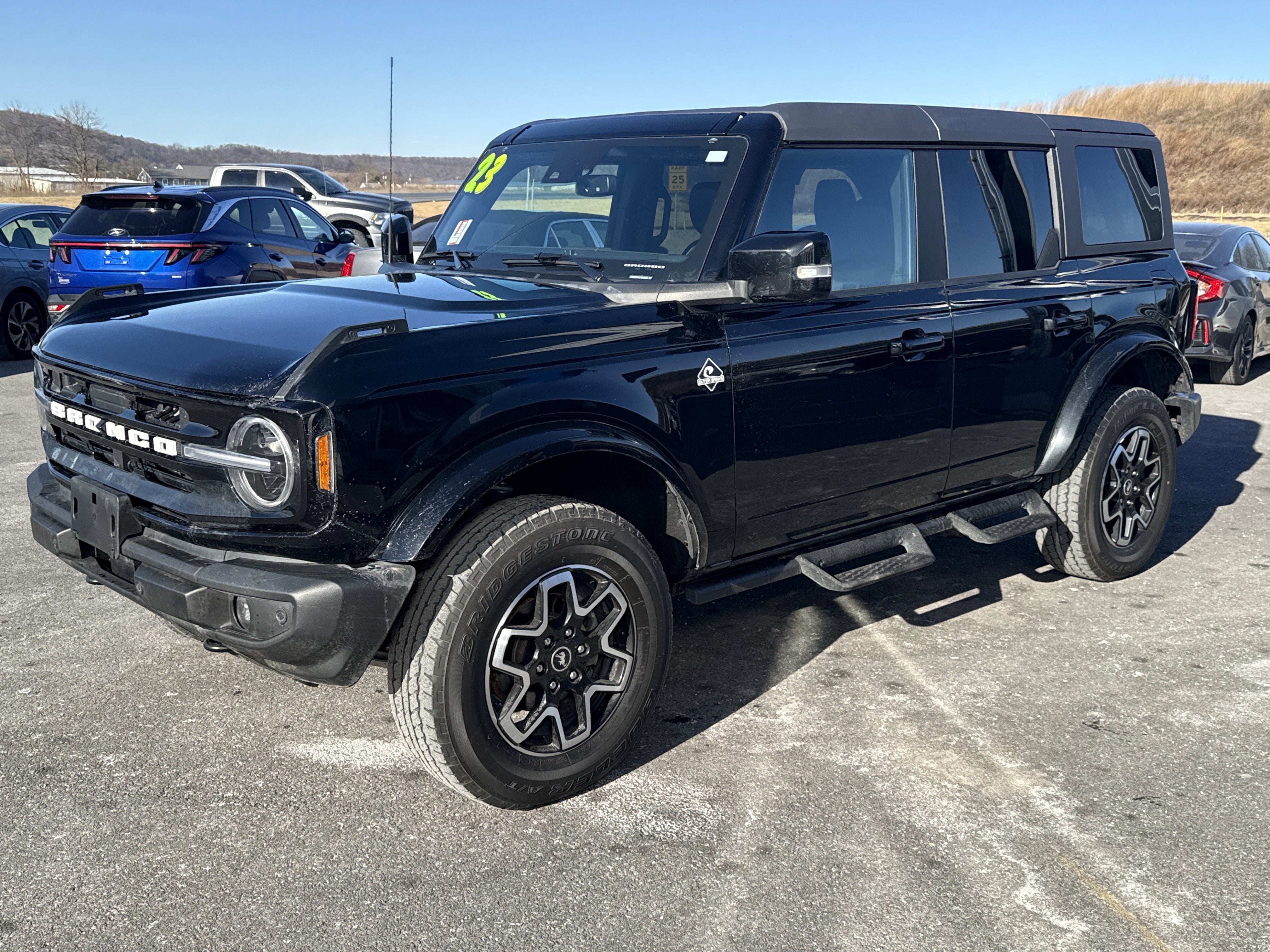 2023 Ford Bronco Base